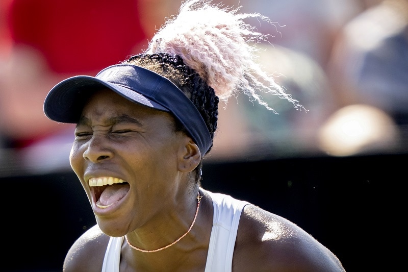 Venus gets invitation to Wimbledon