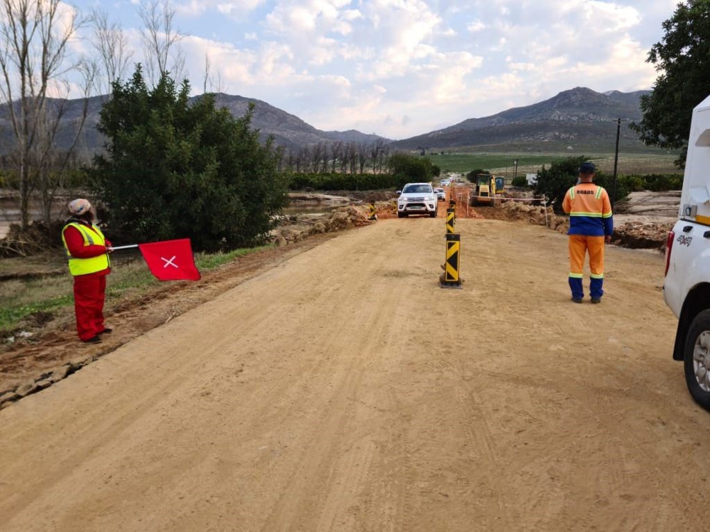 R303 road to Citrusdal reopened after flooding