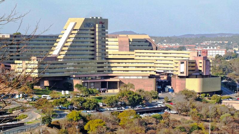 Nzimande wants to place Unisa under administration