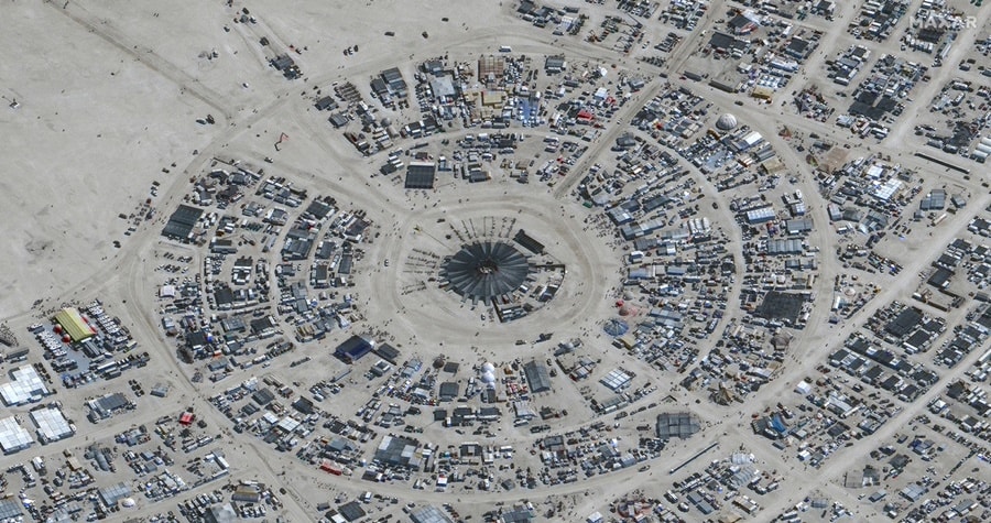 Thousands stranded in mud at Burning Man
