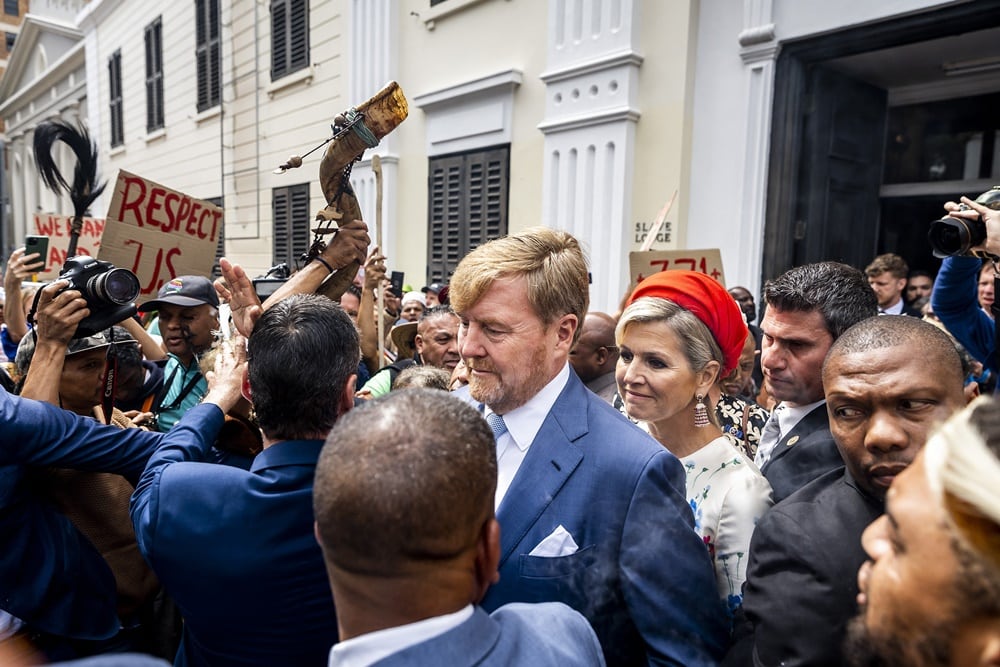 Protesters descend on Dutch royals