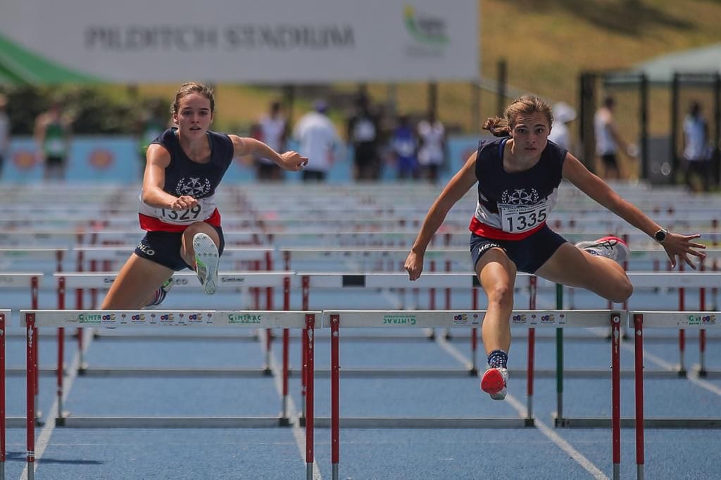 Lightning Megan shatters SA hurdles record